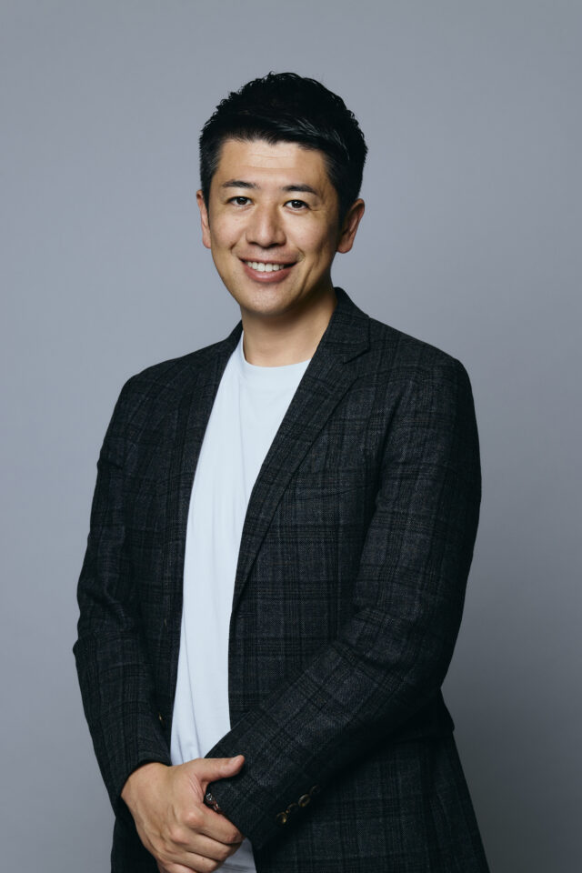 山木　智史